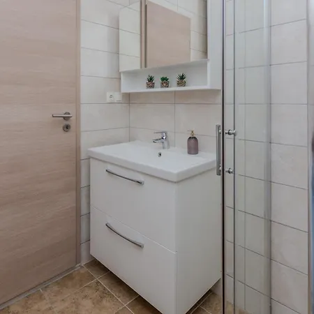 Dom wakacyjny House Elena