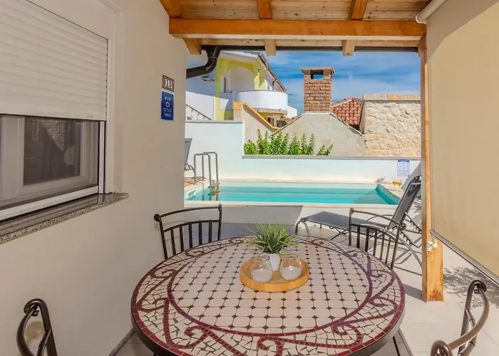 Prázdninový dům House Elena